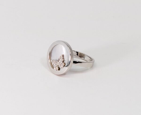 Carrera Y Carrera Baile de Mariposas 18K White Gold Mother of Pearl Ring - Image 2